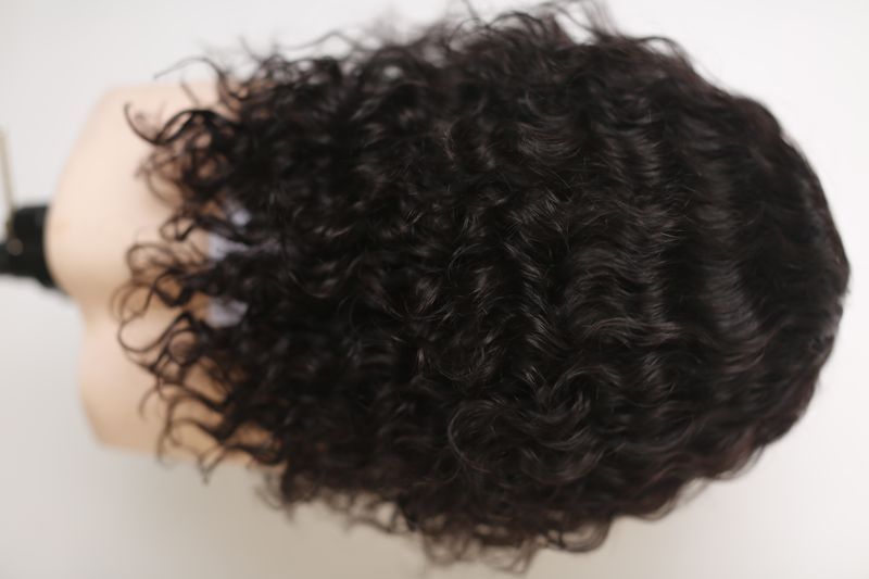 Naturalna peruka damska 31652 Wigs M (1В) Ciemne włosy średniej długości - фото