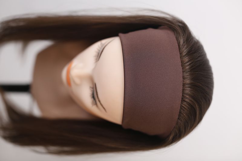 Half wig on a ribbon 7/383 (7/0)