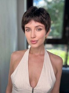 Перука жіноча 041411 Foxy (Espresso MIX 4.2). Штучне темне коротке волосся - фотографія