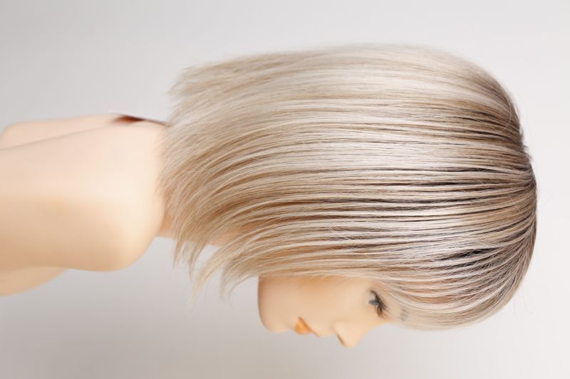 Wig women's 041510 Sing Mono Part (Pearlblonde Rooted) Artificial blonde hair of medium length