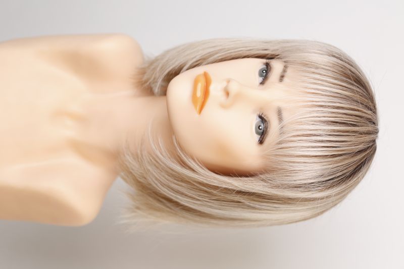 Wig women's 041510 Sing Mono Part (Pearlblonde Rooted) Artificial blonde hair of medium length