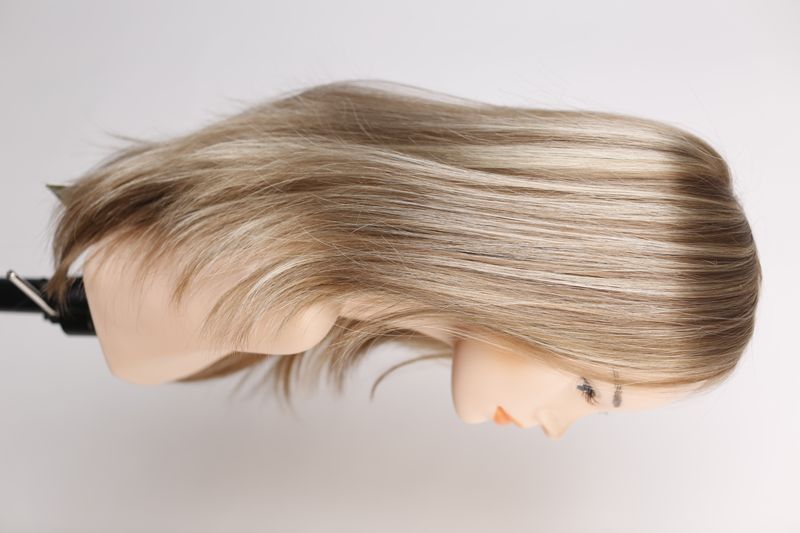 Wig 041237 ROXIE (ALMOND BREEZE)