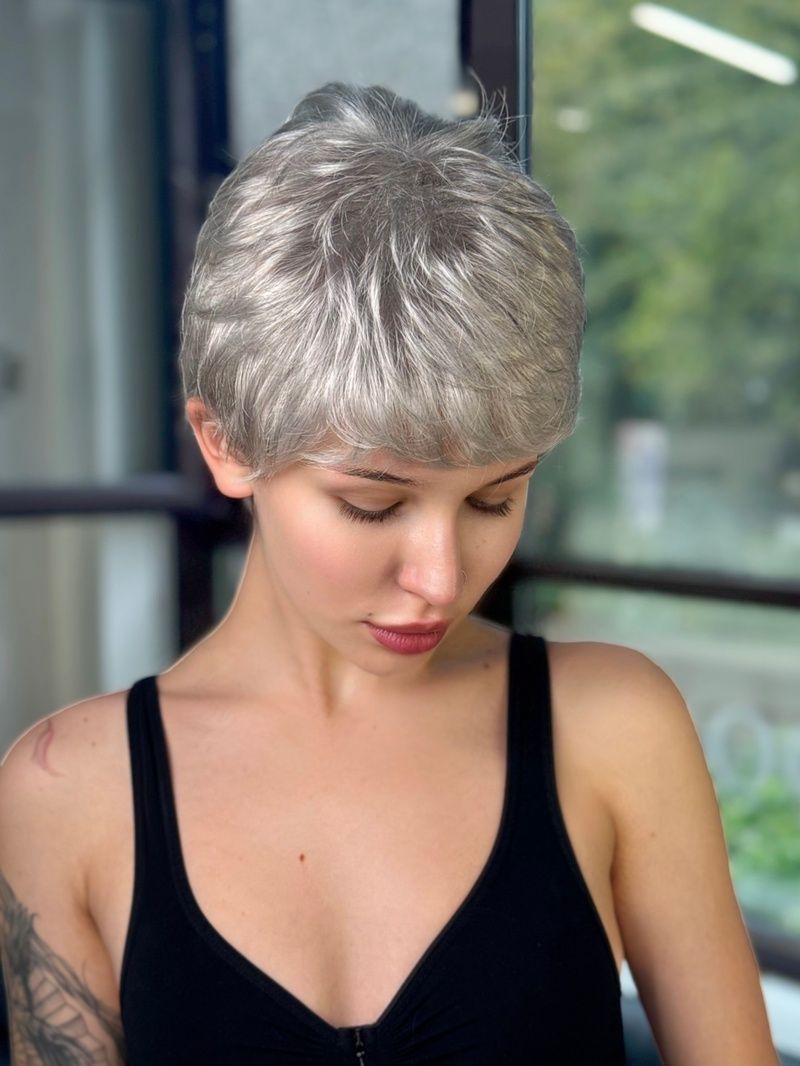 Synthetic women's wig 041577 Shorty Lace (305K) Gray short hair
