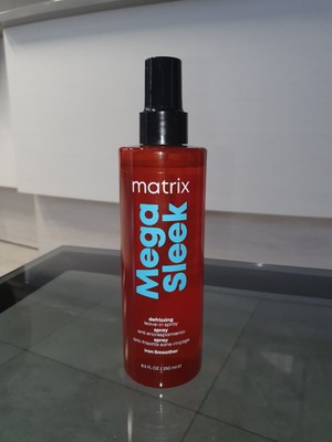 Спрей догляд для волосся Matrix Mega Sleek 000206062