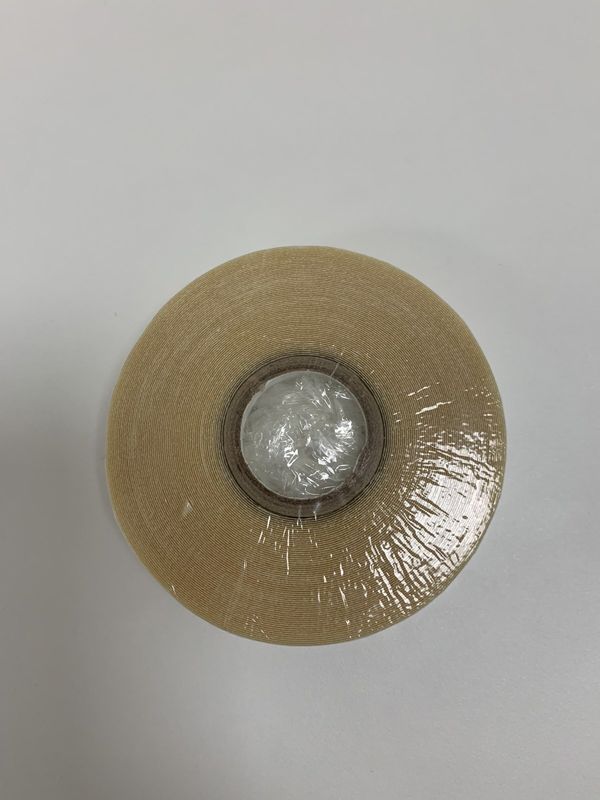 Double-sided adhesive tape 05029 for attaching a wig or system