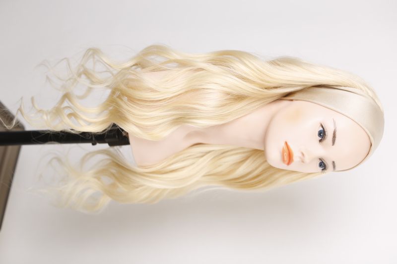Half wig on a ribbon 7642 (10/0)