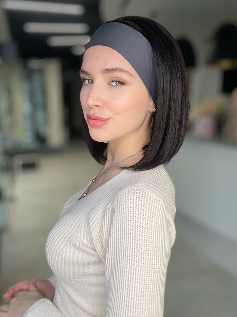 Half wig on a ribbon 7661 (4/0)