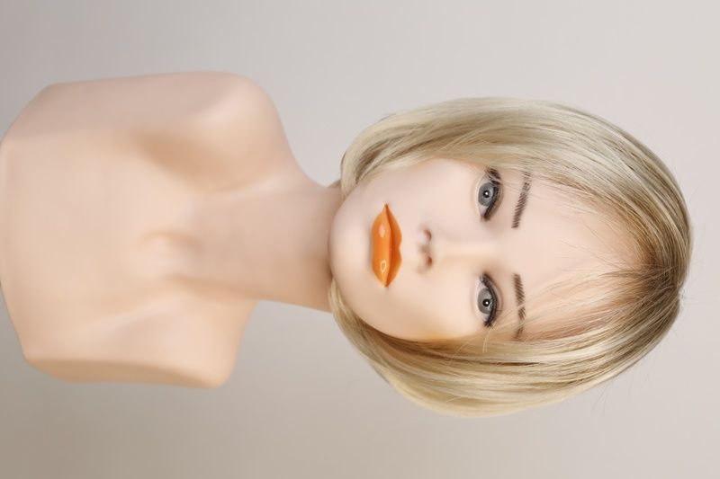Парик женский 041423 Cut Mono Lace (23/22+14) Искусственные светлые волосы средней длины - фото