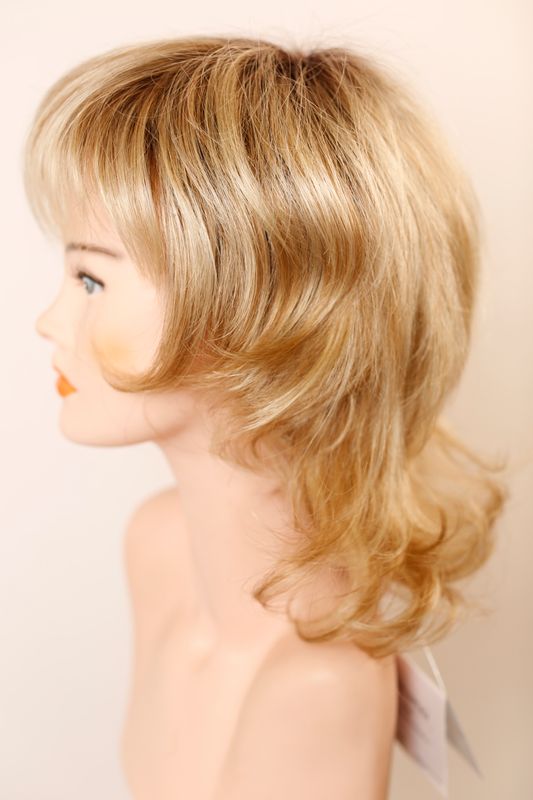 Wig 040626 Сat (Champagne Rooted 22.25.26)