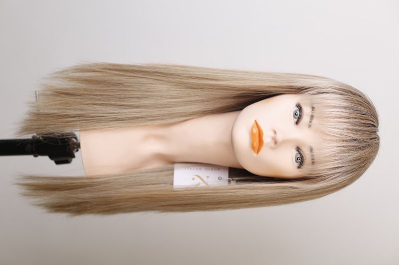 Перука жіноча 041406 Cher (Pearlblonde Rooted) Штучне світле довге волосся - фотографія