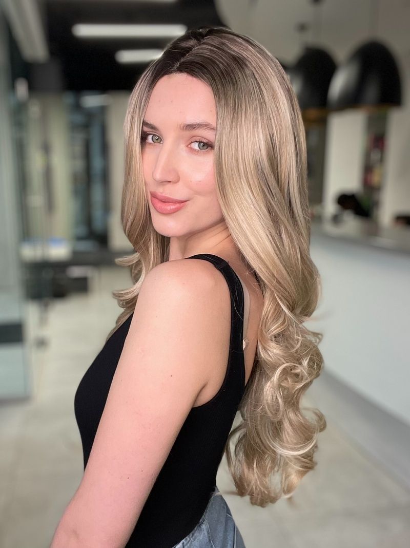 Wig women's 52710 CXD889 (Y56/24H613) Artificial blonde long hair