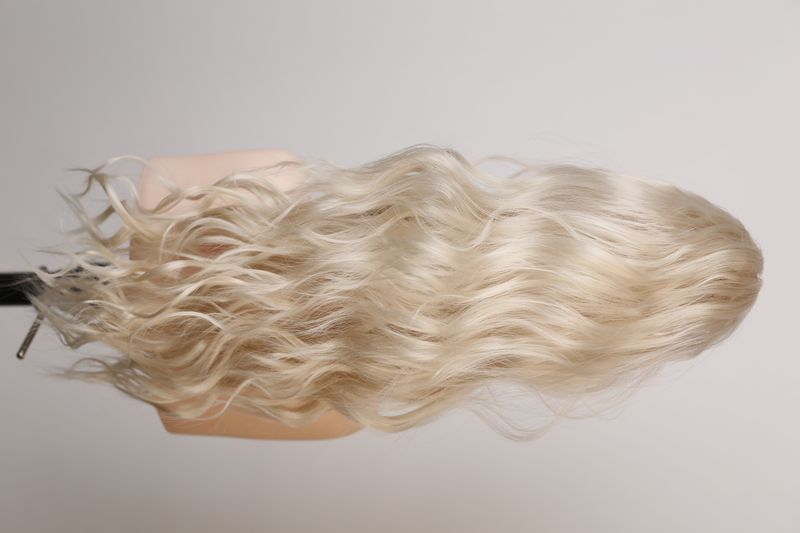Kucyki doczepiane 90711 LOVE TERMO (122). Sztuczne długie blond włosy - фото