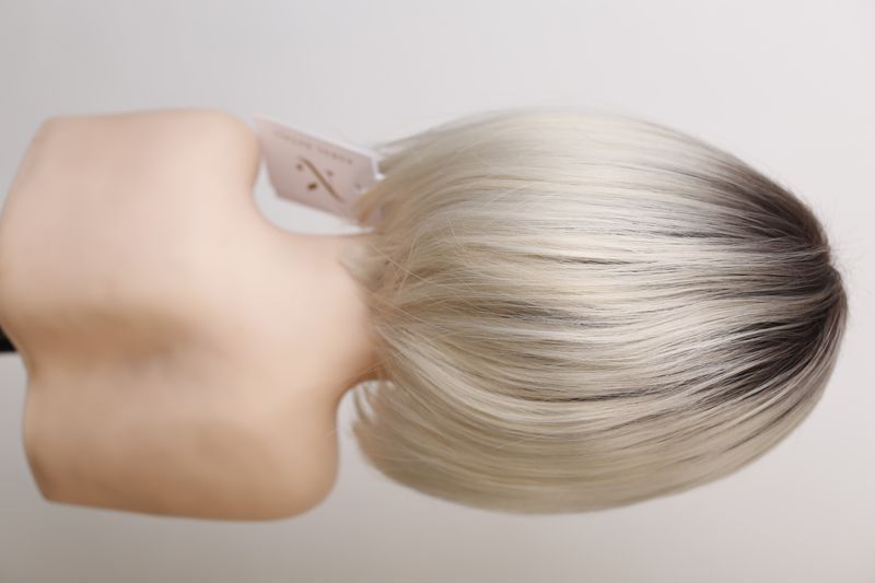 Women's wig 52961 HCXD934 (Y6/MIX613/122) Medium Length Faux Blonde Hair Extensions