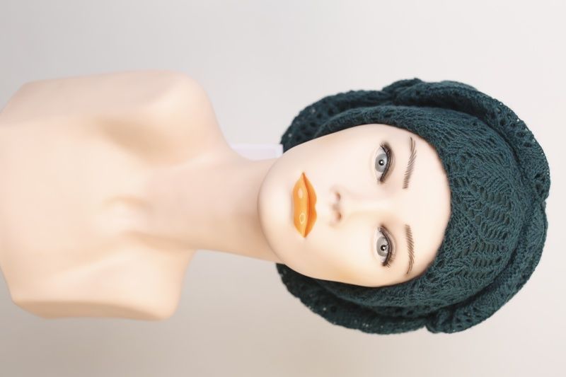 Turban 12125 Model czapki z drapowaniem na czterech szwach - фото