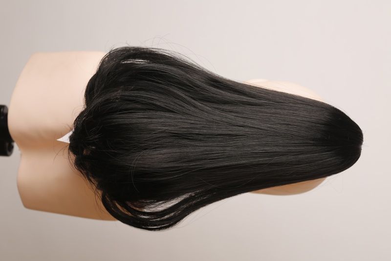 Buns 90308 T95 (1) Artificial dark hair of medium length