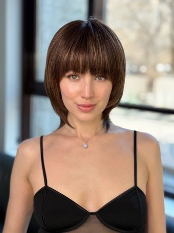 Натуральна перука жіноча 31634 Wigs (M4/8/24) (M4/8/24) Русяве волосся середньої довжини - фотографія
