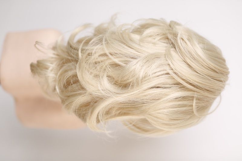 Kucyki doczepiane 90503 AERO (122) Średniej długości sztuczne włosy blond - фото