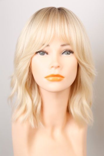 Натуральна перука жіноча Couture 1/381 (10/0+8/0) Cлов'янське світле волоccя середньої   - фотографія