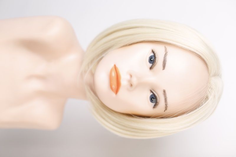 Peruka 52777 DW3189 TERMO LACE+MONO (122) Średniej długości sztuczne blond przedłużki do włos&oacute;w - фото
